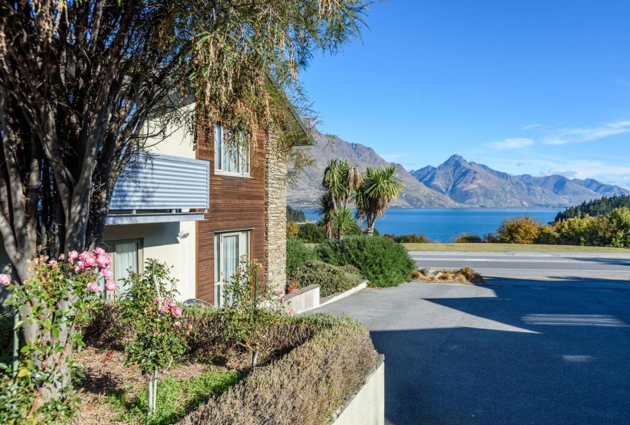 Queenstown Motel Apartments (Adults Only) מראה חיצוני תמונה