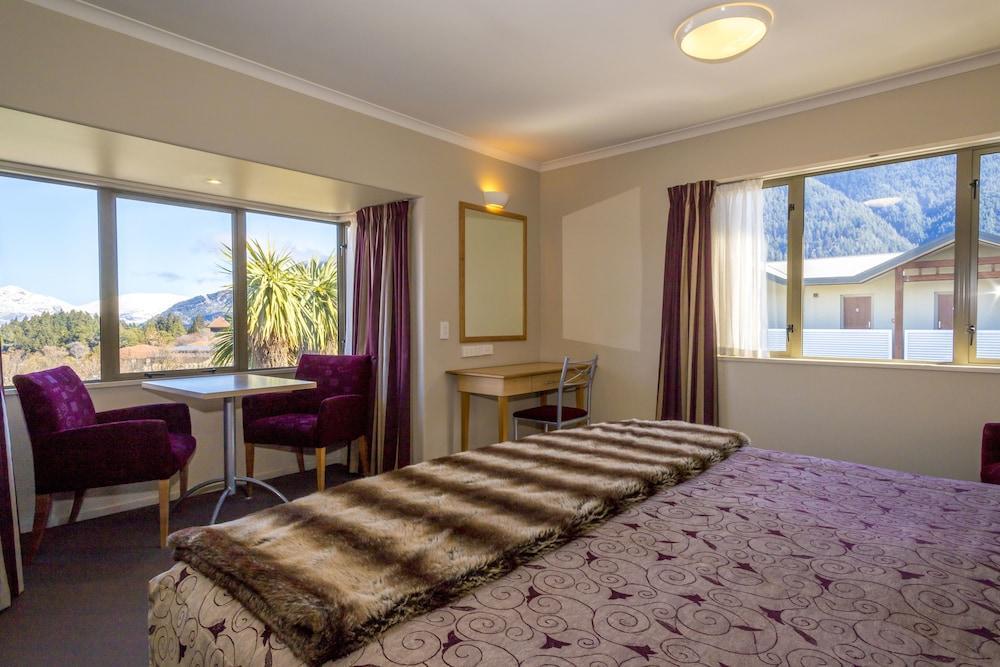 Queenstown Motel Apartments (Adults Only) מראה חיצוני תמונה