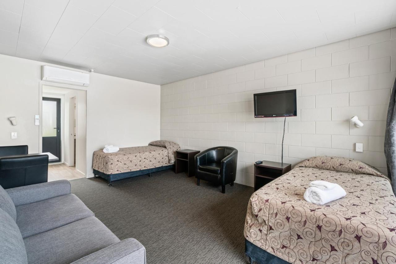 Queenstown Motel Apartments (Adults Only) מראה חיצוני תמונה