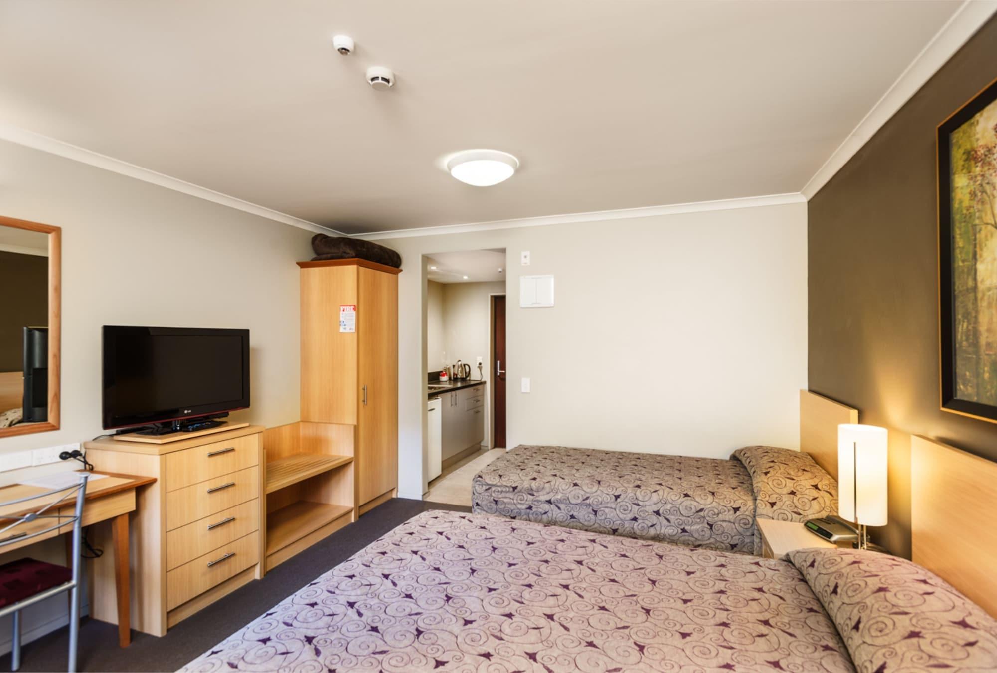 Queenstown Motel Apartments (Adults Only) מראה חיצוני תמונה