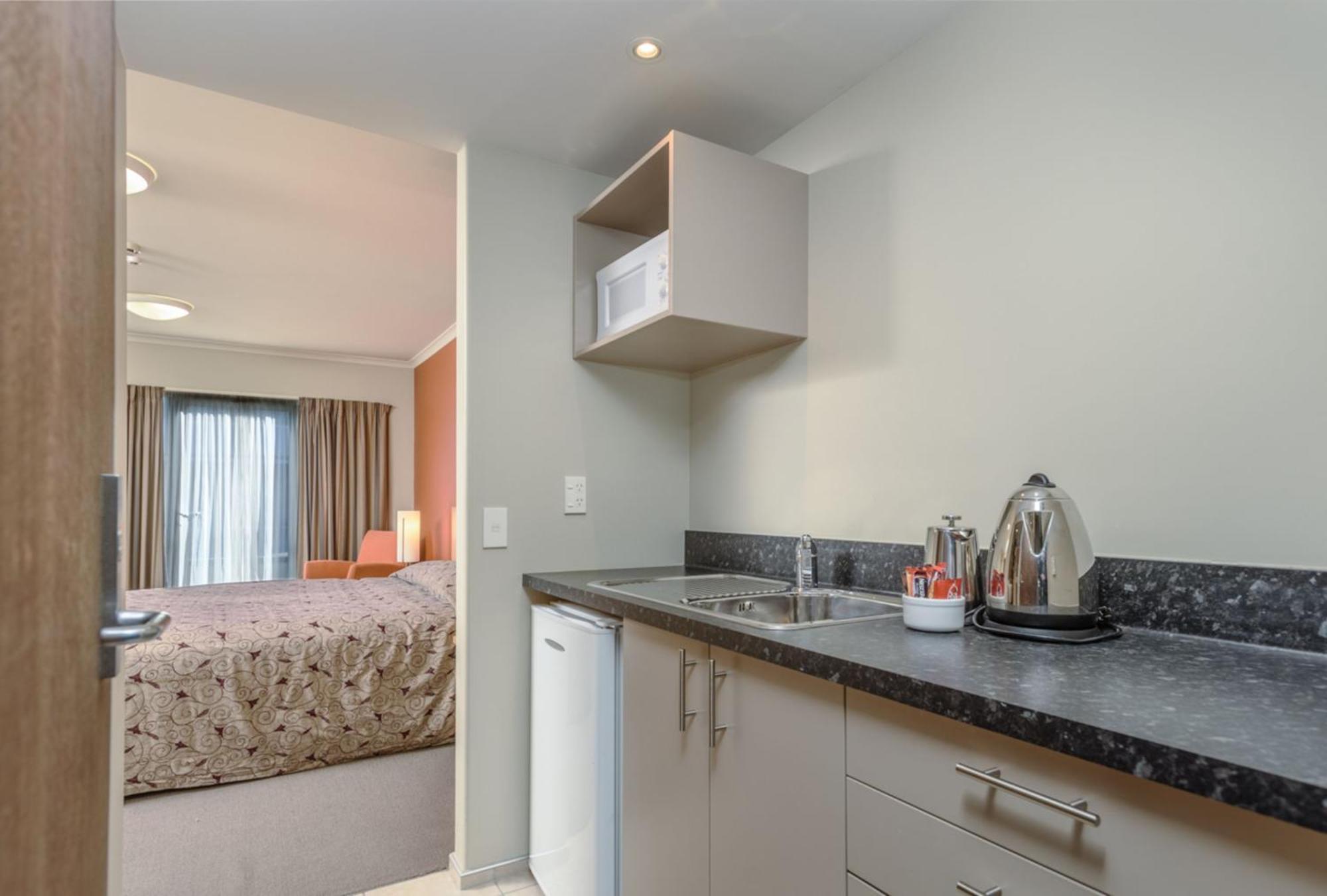 Queenstown Motel Apartments (Adults Only) חדר תמונה