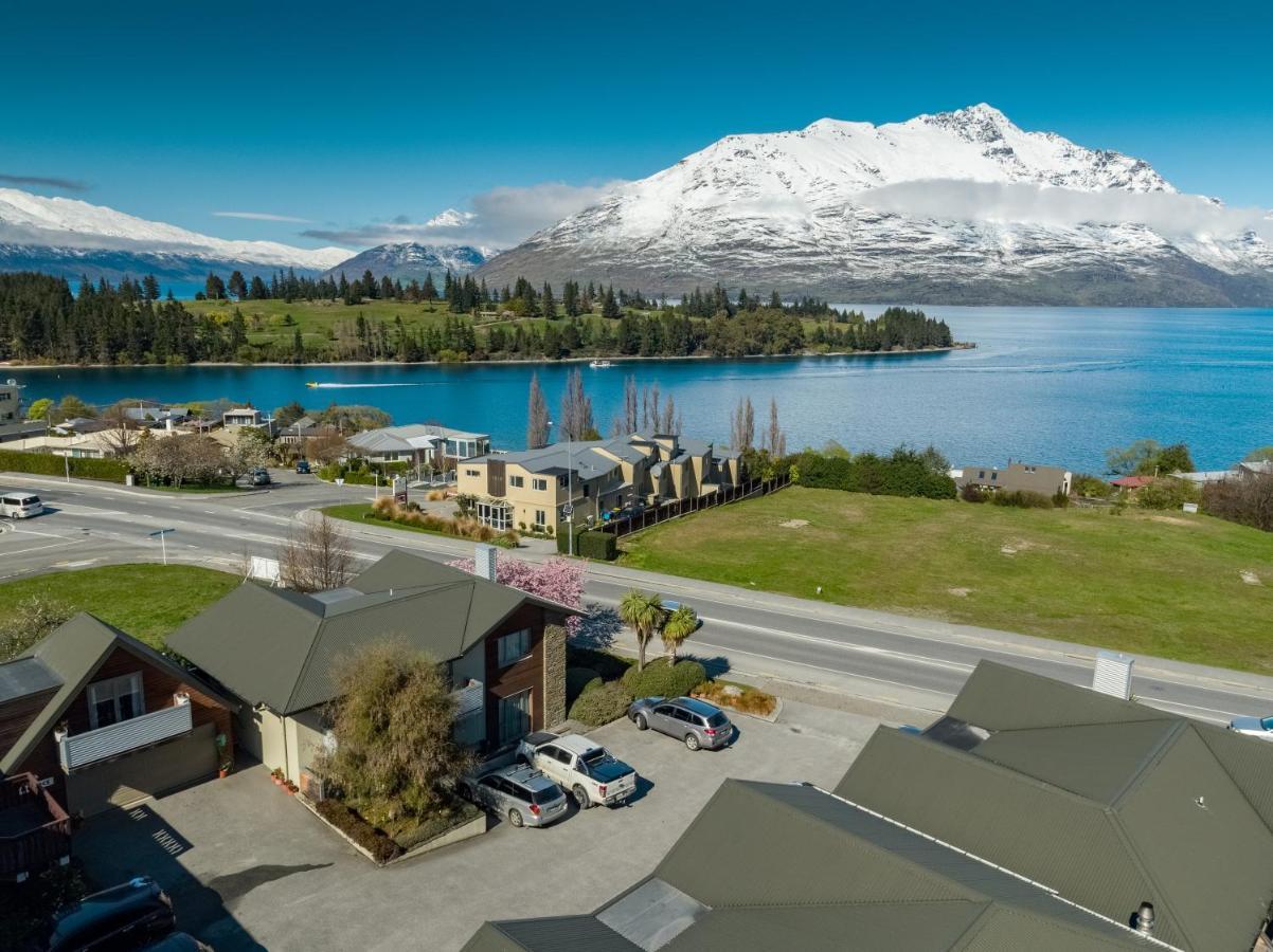 Queenstown Motel Apartments (Adults Only) מראה חיצוני תמונה